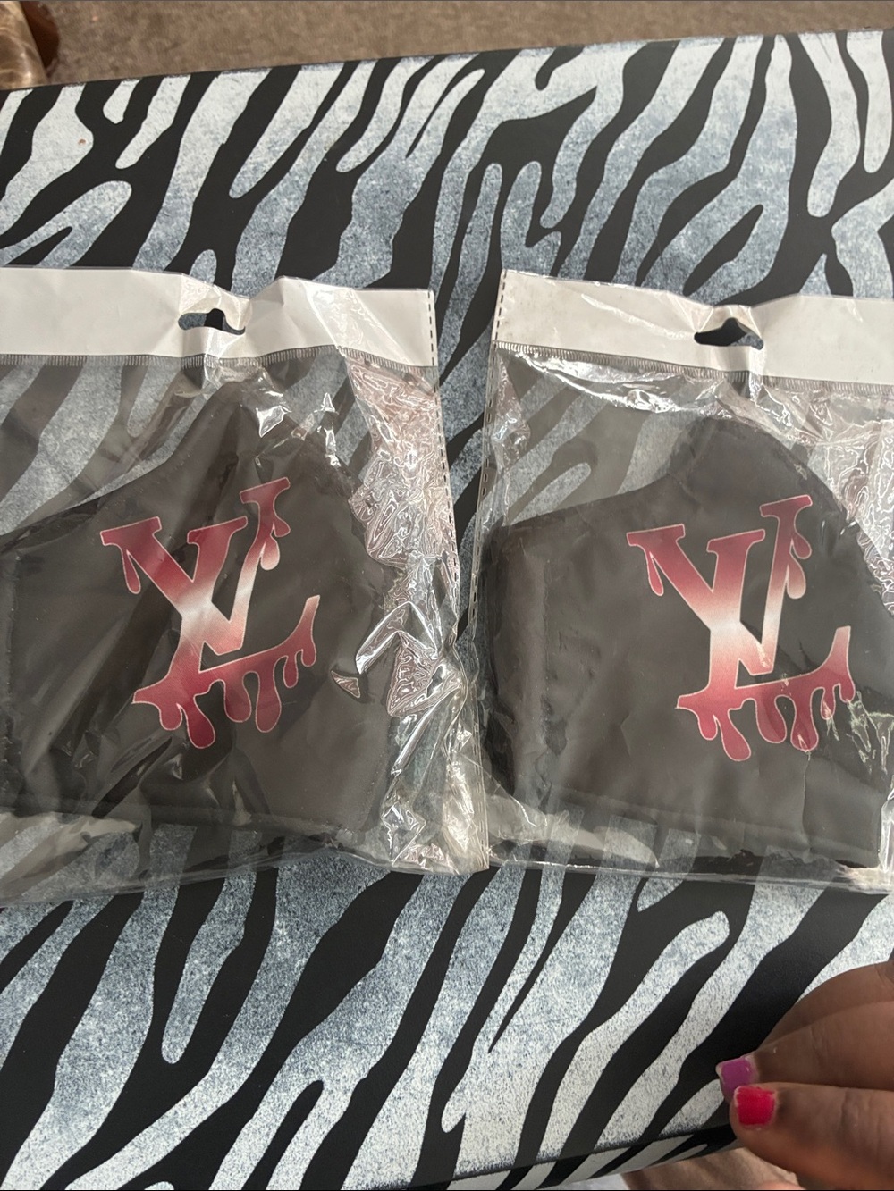 2 Women Face Masks